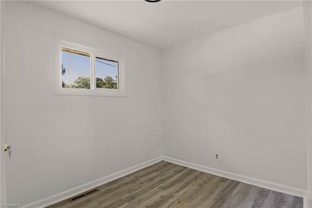 1602 Crystal Lane, Greensboro, NC 27403