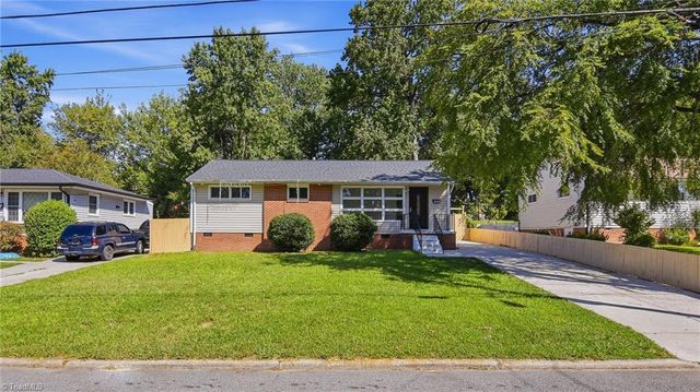 1602 Crystal Lane, Greensboro, NC 27403
