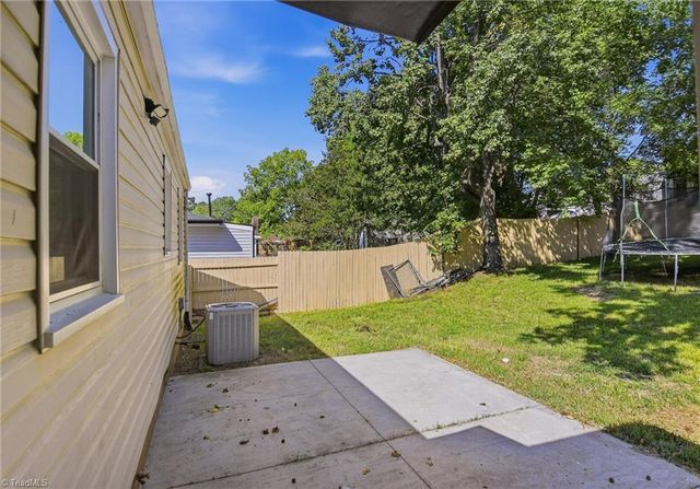 1602 Crystal Lane, Greensboro, NC 27403