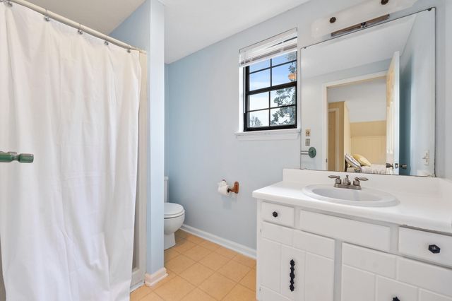 201 Westgate Road, Hixson, TN 37343