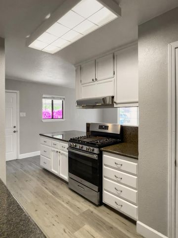 608 S Golden Gate Ave, Stockton, CA 95205