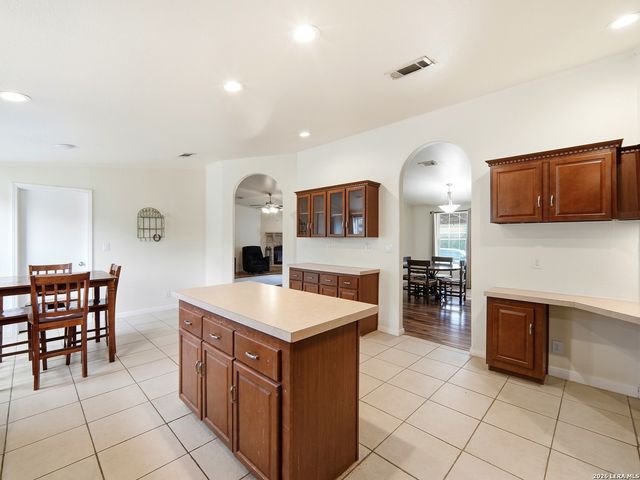 6267 COUNTY ROAD 251, Hondo, TX 78861