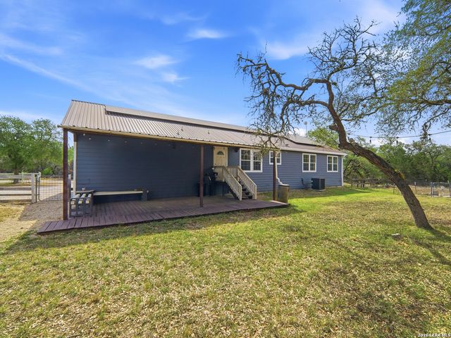 6267 COUNTY ROAD 251, Hondo, TX 78861