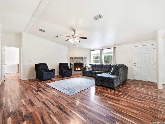 6267 COUNTY ROAD 251, Hondo, TX 78861