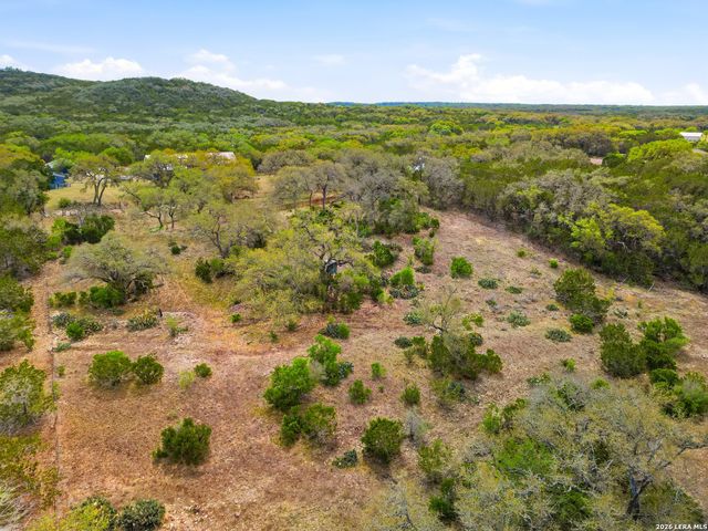 6267 COUNTY ROAD 251, Hondo, TX 78861