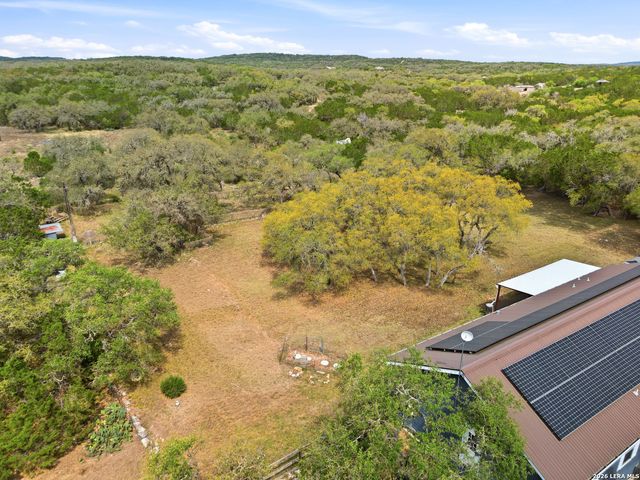 6267 COUNTY ROAD 251, Hondo, TX 78861