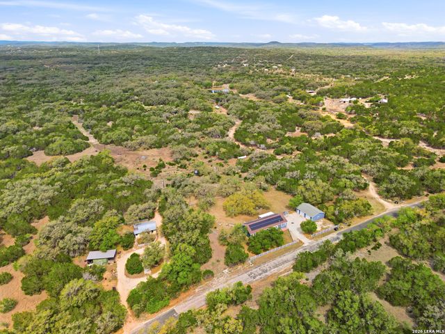 6267 COUNTY ROAD 251, Hondo, TX 78861