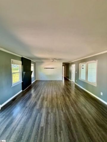 132 Brannon Circle, Inman, SC 29349