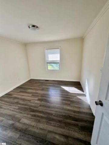 132 Brannon Circle, Inman, SC 29349