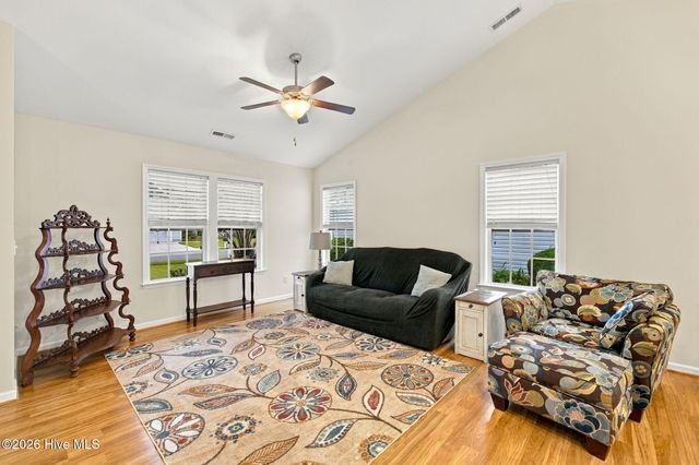 463 N Culverton Road, Winnabow, NC 28479