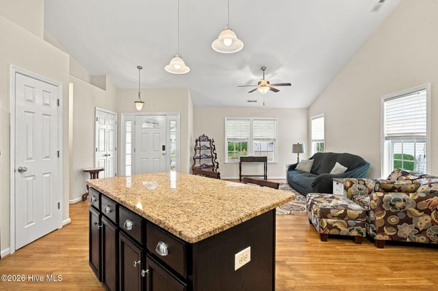 463 N Culverton Road, Winnabow, NC 28479