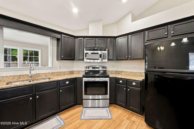 463 N Culverton Road, Winnabow, NC 28479