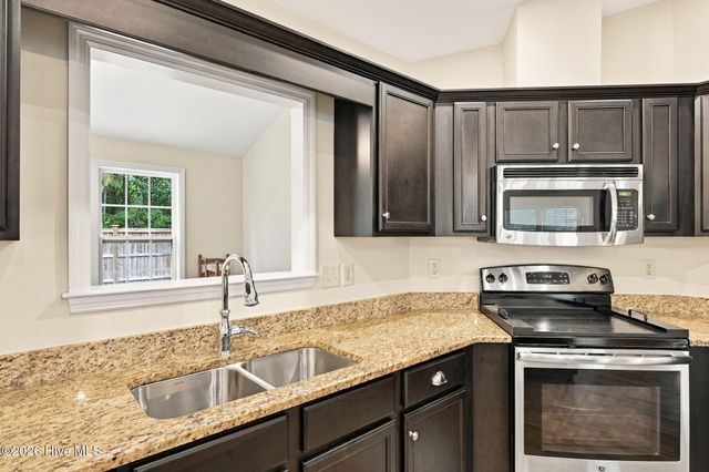 463 N Culverton Road, Winnabow, NC 28479