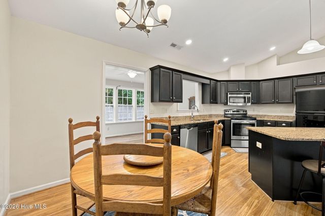 463 N Culverton Road, Winnabow, NC 28479