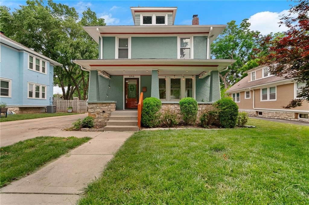5915 Holmes Street, Kansas City, MO 64110