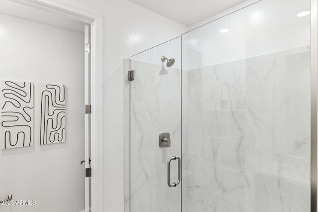 1161 E Kachina Trail, Phoenix, AZ 85042