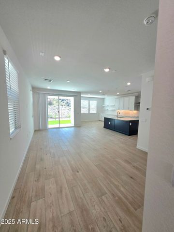 1161 E Kachina Trail, Phoenix, AZ 85042