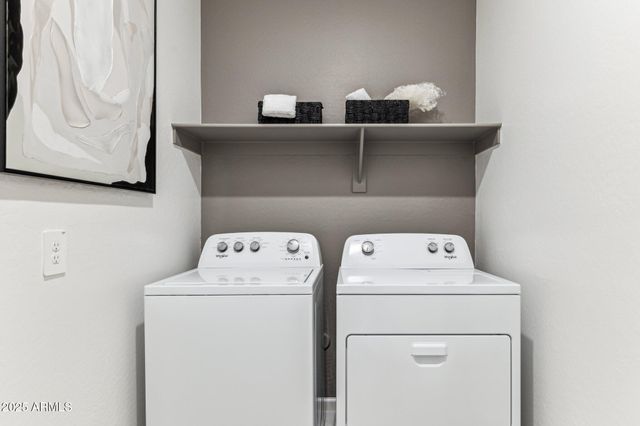 1161 E Kachina Trail, Phoenix, AZ 85042