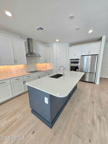 1161 E Kachina Trail, Phoenix, AZ 85042