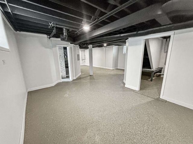 2914 Ridge Road, Lansing, IL 60438