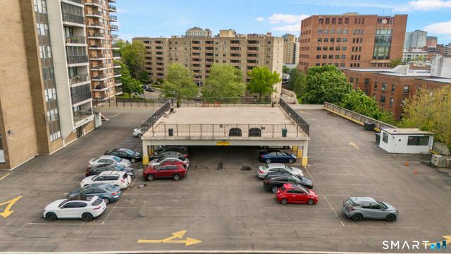 44 Strawberry Hill Avenue 8K, Stamford, CT 06902