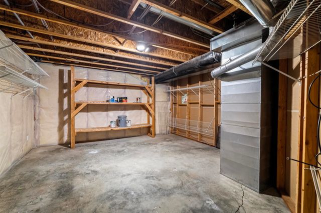 8715 W Antler Rd, Deer Park, WA 99006