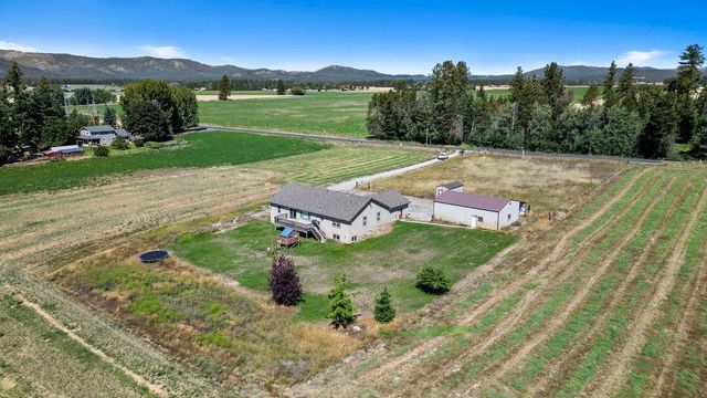 8715 W Antler Rd, Deer Park, WA 99006