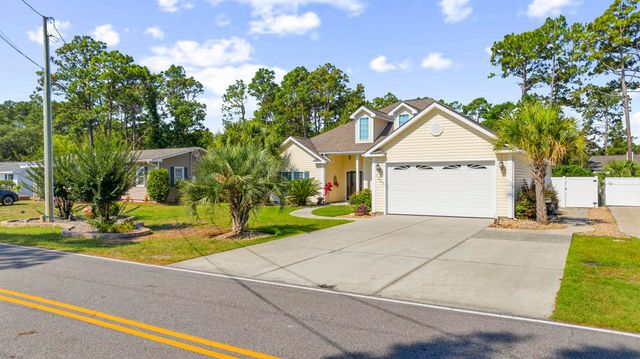 1007 Belle Dr., North Myrtle Beach, SC 29582
