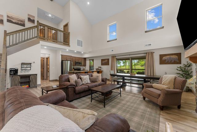 162 Ravine Roadway 30, Hollister, MO 65672