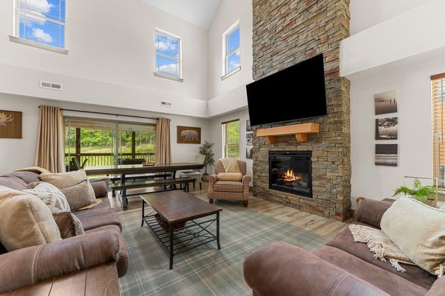 162 Ravine Roadway 30, Hollister, MO 65672