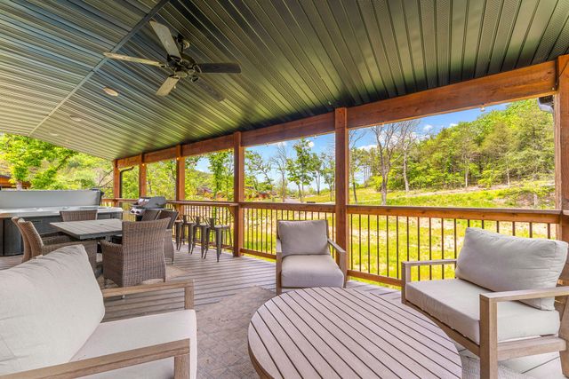 162 Ravine Roadway 30, Hollister, MO 65672