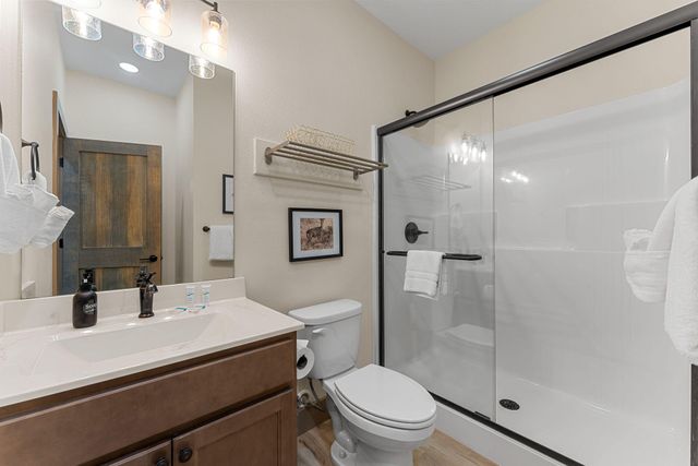 162 Ravine Roadway 30, Hollister, MO 65672