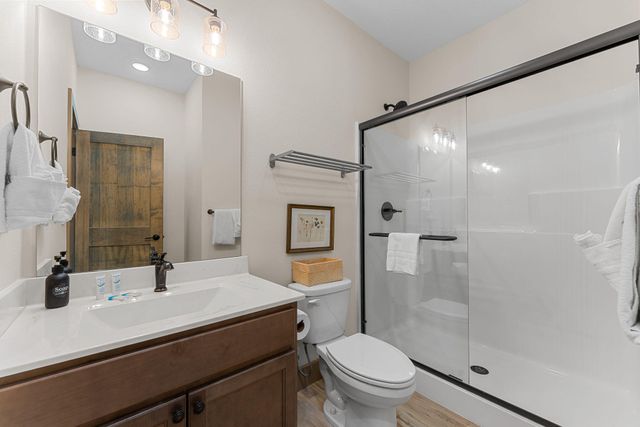 162 Ravine Roadway 30, Hollister, MO 65672