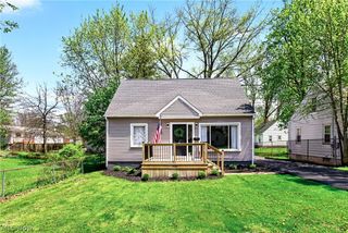 1424 Clemmens Avenue NW, Warren, OH 44485