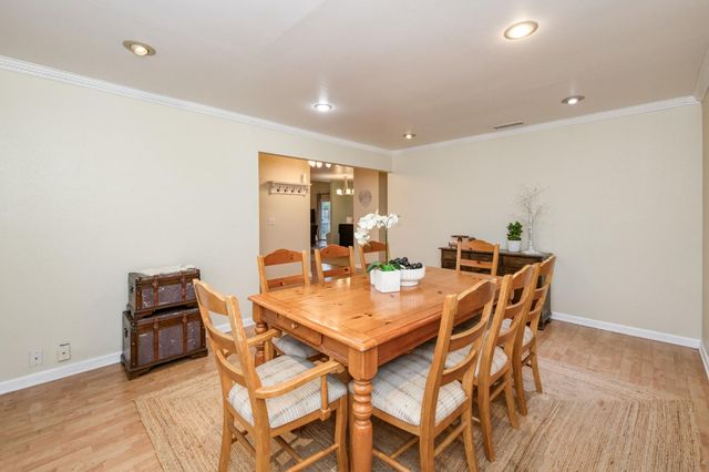 230 N Bush Avenue, Clovis, CA 93612