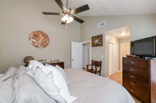 230 N Bush Avenue, Clovis, CA 93612