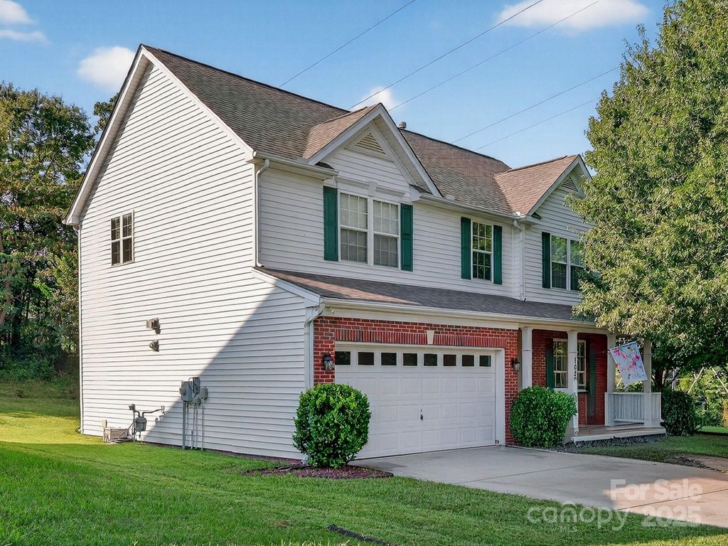 1020 Boxelder Lane, Charlotte, NC 28262
