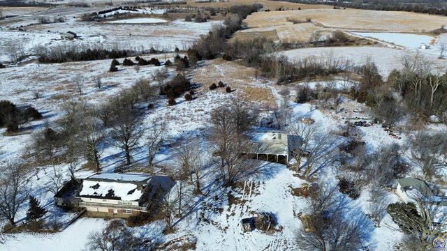 13818 K-214 HWY, Hoyt, KS 66440