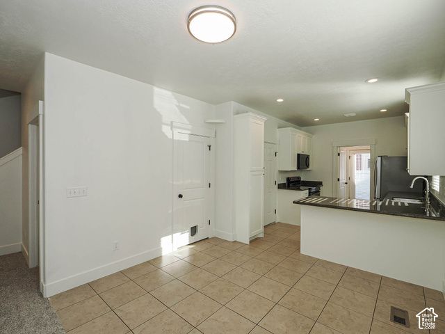 10326 S MILLERTON DR, South Jordan, UT 84009