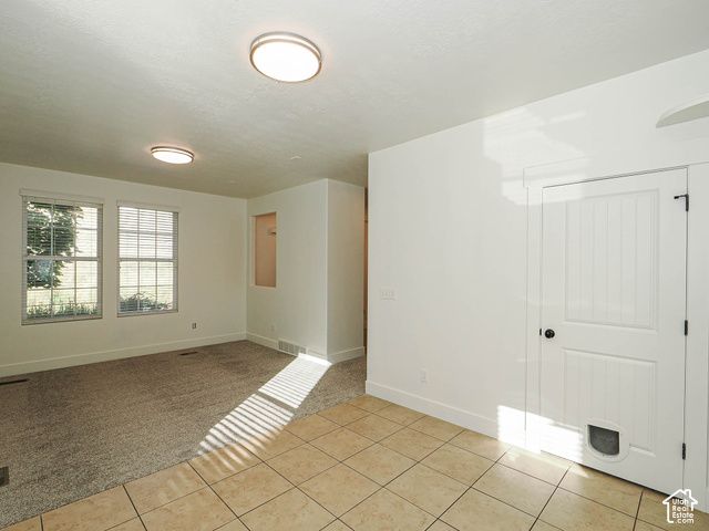 10326 S MILLERTON DR, South Jordan, UT 84009