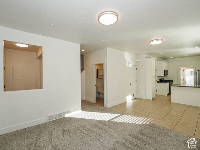 10326 S MILLERTON DR, South Jordan, UT 84009
