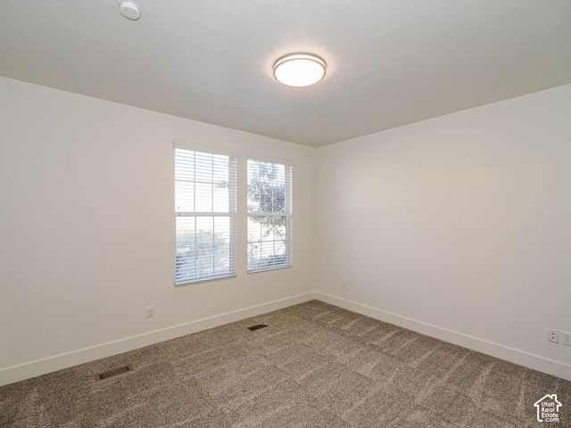 10326 S MILLERTON DR, South Jordan, UT 84009