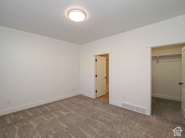 10326 S MILLERTON DR, South Jordan, UT 84009