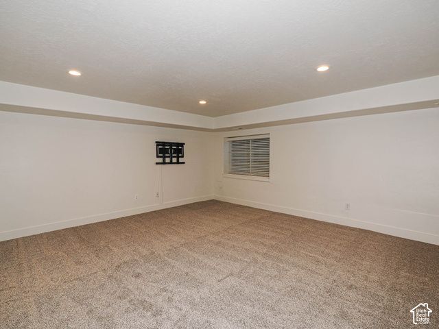 10326 S MILLERTON DR, South Jordan, UT 84009