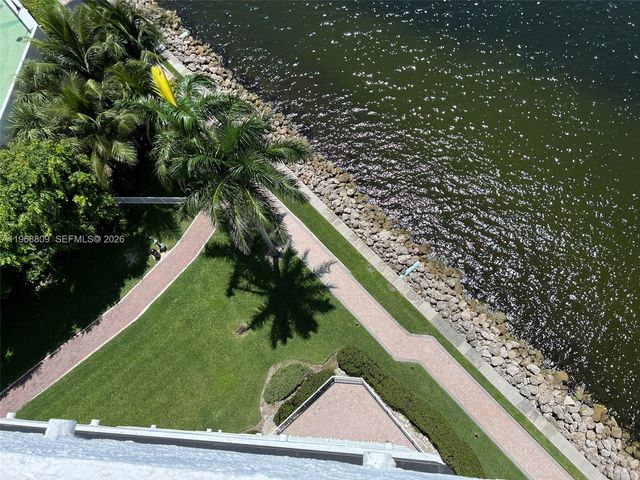 3530 Mystic Pointe Drive 1215, Aventura, FL 33180