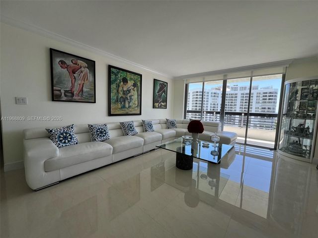 3530 Mystic Pointe Drive 1215, Aventura, FL 33180