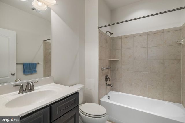 39 STARFIRE CT, Dover, DE 19901