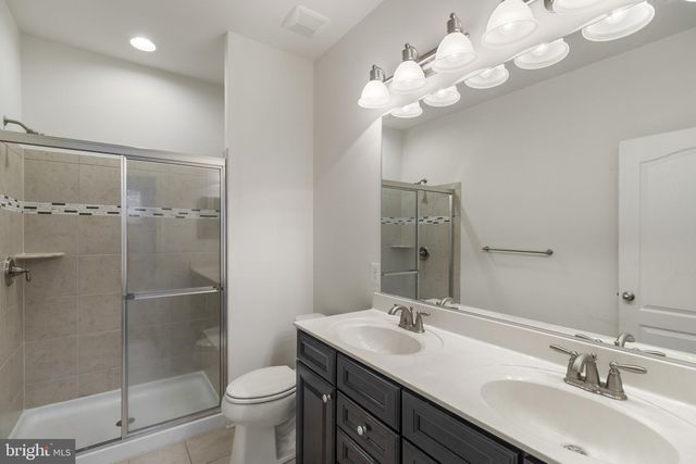 39 STARFIRE CT, Dover, DE 19901