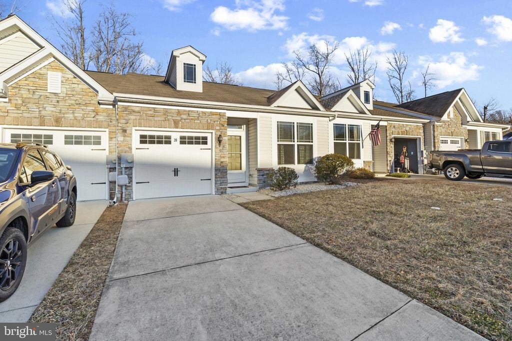 39 STARFIRE CT, Dover, DE 19901