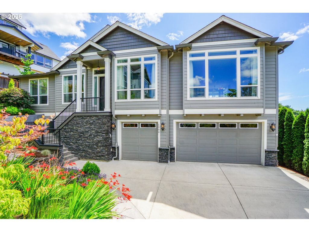 1904 Nw MARYLAND St, Camas, WA 98607
